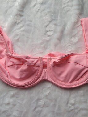 L*Space Bikini Top Women's XS Swim Pink Camellia Underwire Swimwear NWT